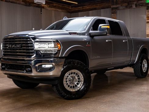 Used 2023 RAM 2500 Limited AWD/4WD image 3