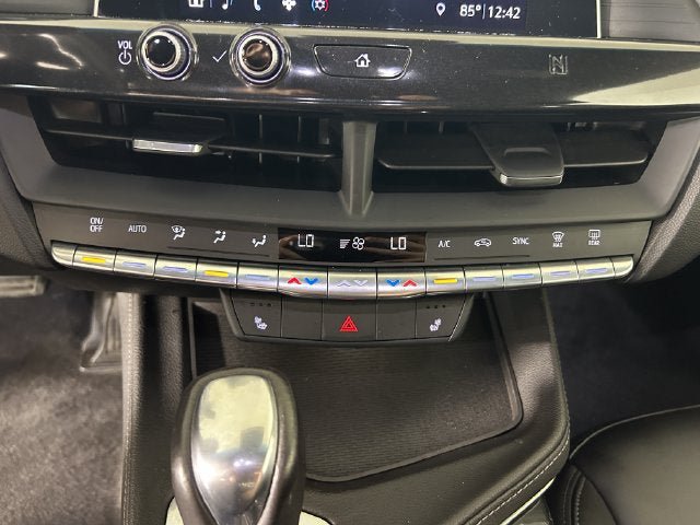 Used 2020 Cadillac CT4 Luxury w/ Cold Weather Package AWD/4WD image 20