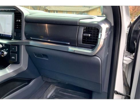 Used 2023 Ford F150 Lariat w/ Equipment Group 502A High image 18