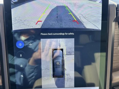 Used 2024 Ford Expedition Max Limited image 15