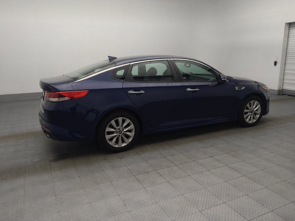 Used 2018 Kia Optima LX w/ 17" Alloy Wheels Package FWD image 10