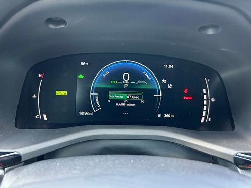 Used 2025 Toyota Camry SE w/ Convenience Package FWD image 23