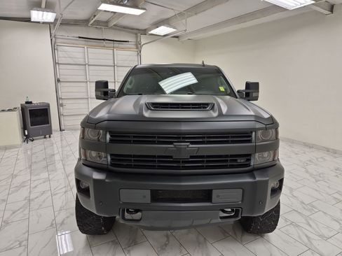 Used 2019 Chevrolet Silverado 2500 LTZ w/ Duramax Plus Package image 32