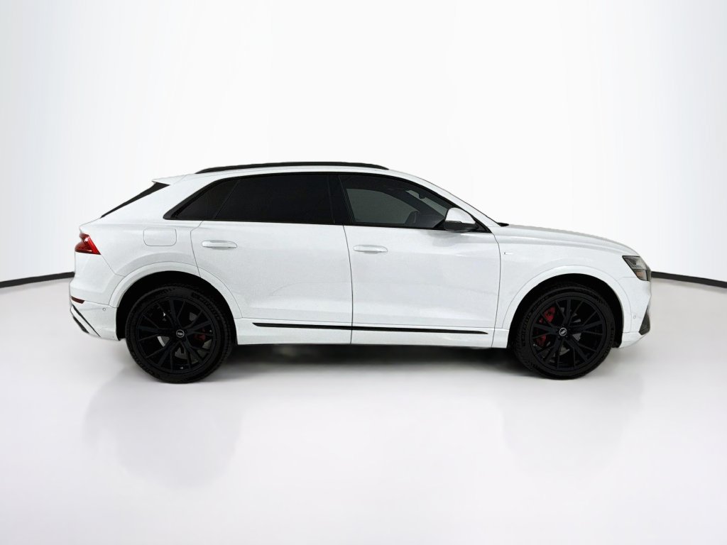 Used 2022 Audi Q8 Premium Plus AWD/4WD image 8