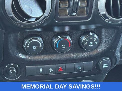 Used 2018 Jeep Wrangler Unlimited Sport AWD/4WD image 19