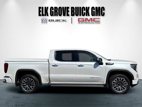 Used 2024 GMC Sierra 1500 Denali Ultimate image 3