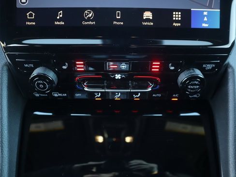 New 2025 Jeep Grand Cherokee Limited image 8