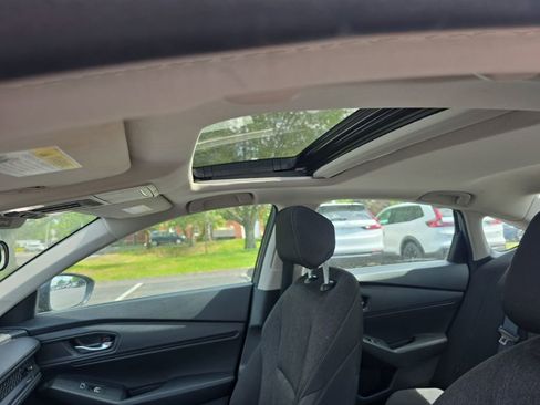 Used 2023 Honda Accord EX image 22