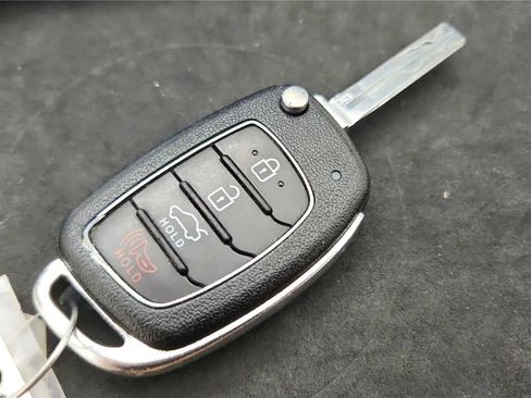 Used 2018 Hyundai Sonata SE FWD image 21