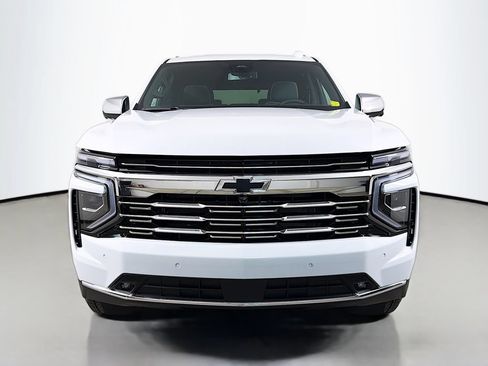 New 2026 Chevrolet Tahoe Premier w/ Sun And Tow Package AWD/4WD image 2