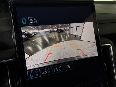 Used 2025 GMC Yukon Denali image 24