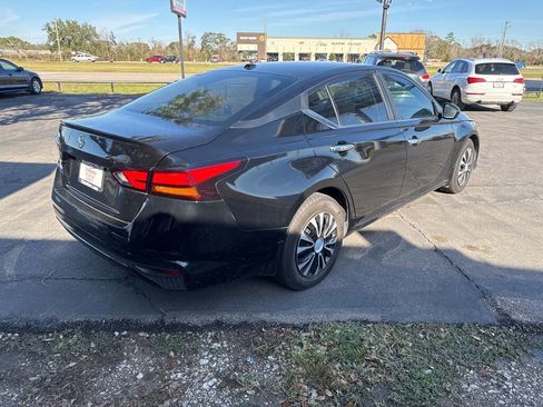 Used 2019 Nissan Altima 2.5 S FWD image 6