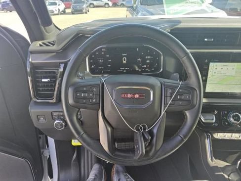 Used 2026 GMC Sierra 1500 AT4X AWD/4WD image 4