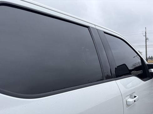 Used 2022 Ford F250 Lariat w/ Lariat Ultimate Package image 3