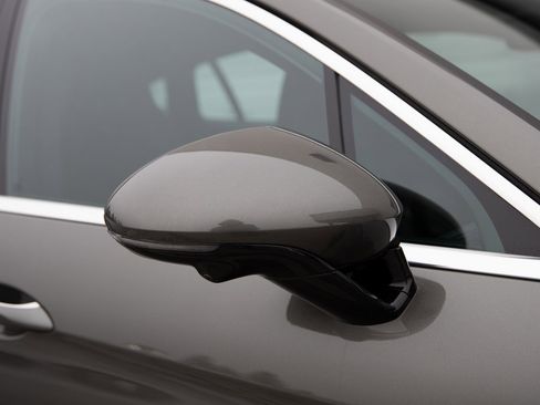 Certified 2024 Porsche Panamera 4 image 12