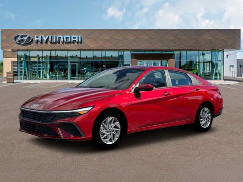 New 2026 Hyundai Elantra Hybrid w/ Cargo Package FWD image 2