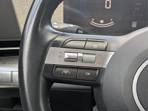 Used 2024 Hyundai Kona SEL FWD image 28