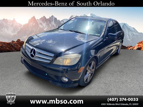 Used 2010 Mercedes-Benz C 300 Sedan image 16