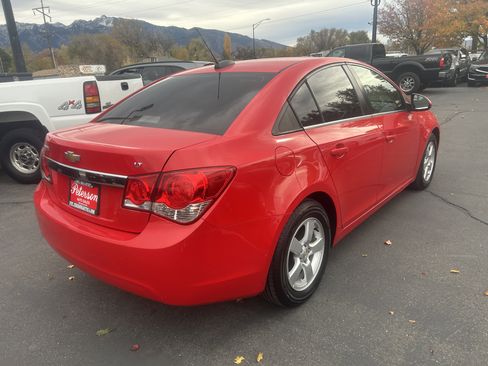 Used 2016 Chevrolet Cruze LT image 4