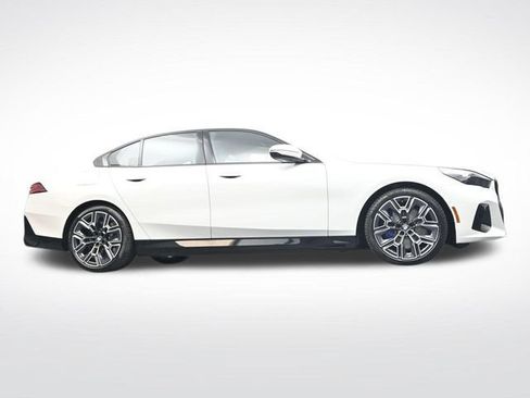 New 2027 BMW 550e xDrive AWD/4WD image 35