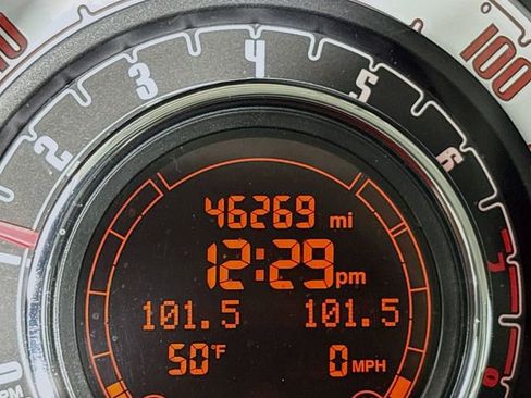 Used 2015 FIAT 500 Pop image 12