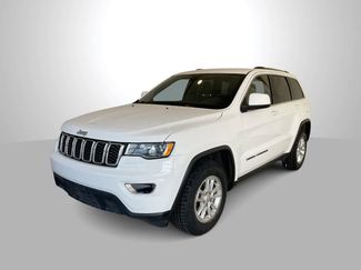 Used 2020 Jeep Grand Cherokee Laredo video 1