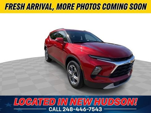 Used 2024 Chevrolet Blazer LT AWD/4WD image 4