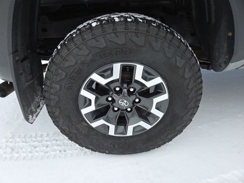 Used 2021 Toyota Tacoma TRD Off-Road image 61