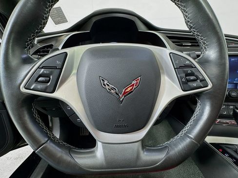 Used 2019 Chevrolet Corvette Stingray Coupe w/ Carbon Flash Badge Package RWD image 38