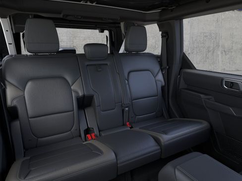 New 2026 Ford Bronco Outer Banks AWD/4WD image 11