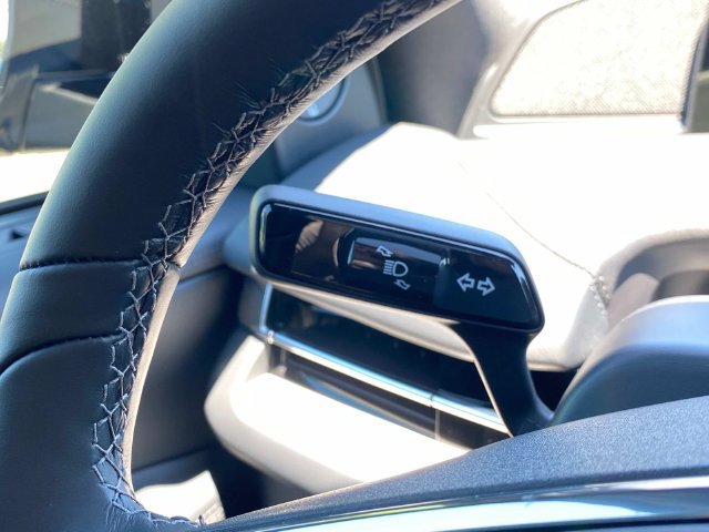 New 2026 Lincoln Navigator Reserve w/ Jet Appearance Package AWD/4WD image 17