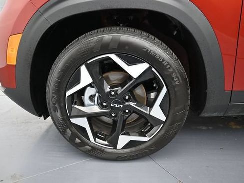 Used 2026 Kia Seltos S FWD image 9