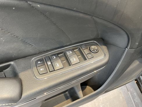 Used 2022 Dodge Charger SRT Hellcat image 17