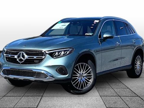 New 2026 Mercedes-Benz GLC 300 4MATIC image 2