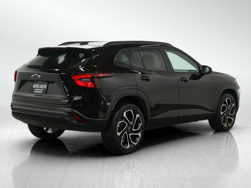 Used 2024 Chevrolet Trax RS image 5