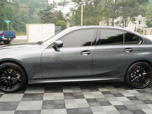 Used 2020 BMW 330i xDrive Sedan w/ M Sport Package AWD/4WD image 17