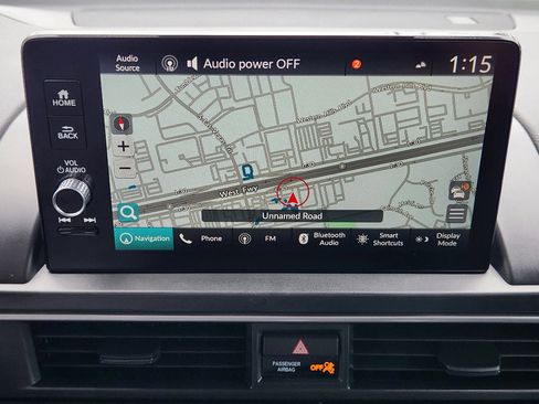 Used 2024 Honda Pilot Touring image 18