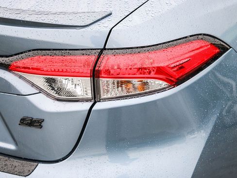 Certified 2024 Toyota Corolla SE image 10