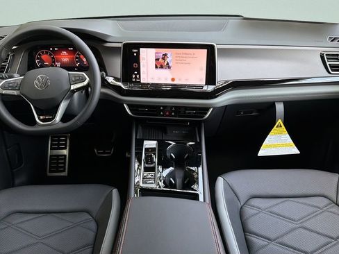 New 2026 Volkswagen Atlas Peak Edition AWD/4WD image 10