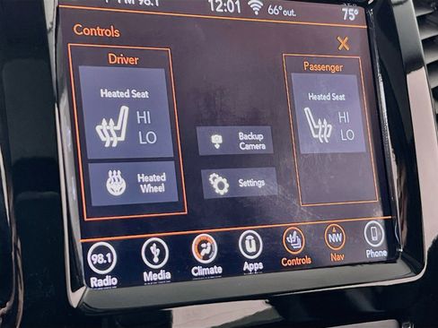 Used 2019 Jeep Cherokee Limited AWD/4WD image 20