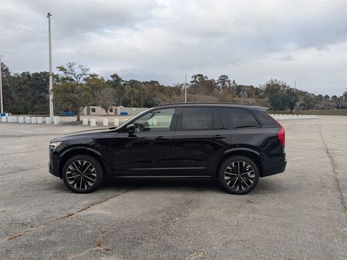 New 2026 Volvo XC90 T8 Ultra w/ Protection Package Premier image 3