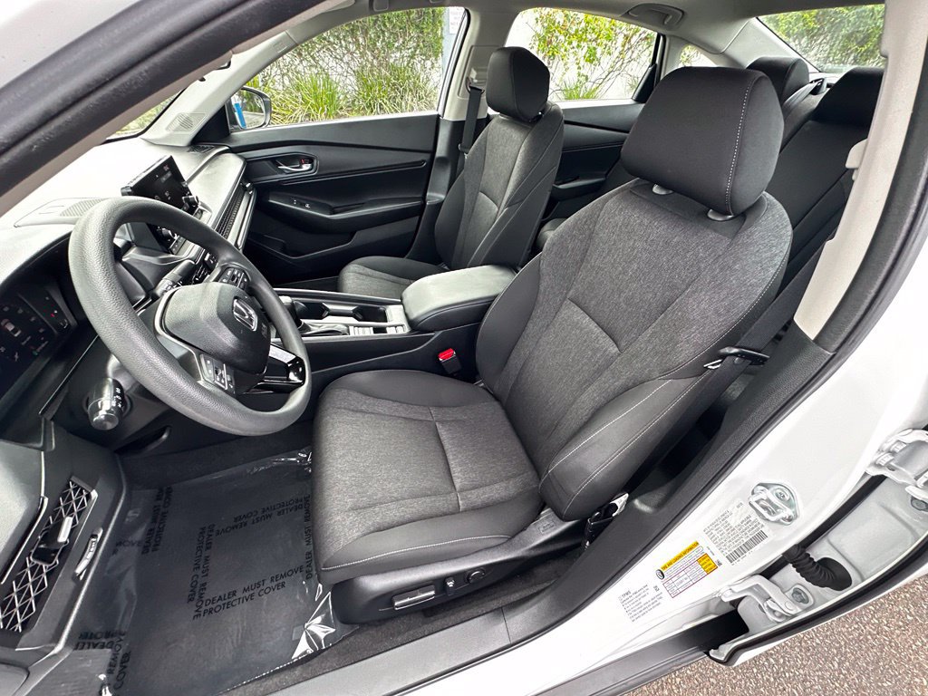 Certified 2025 Honda Accord SE image 22