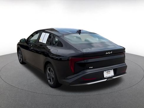 Used 2025 Kia K4 FWD image 11