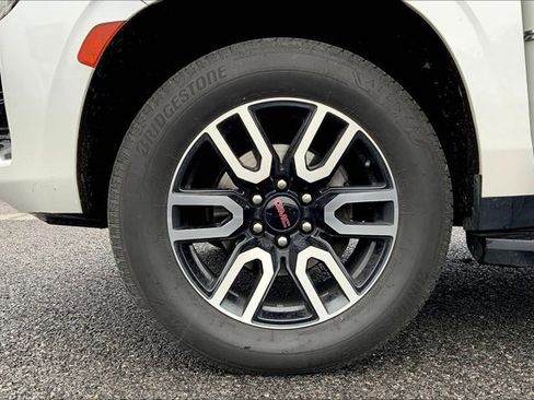 Used 2022 GMC Yukon AT4 image 8