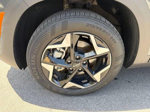 Certified 2024 Kia Seltos EX AWD/4WD image 9