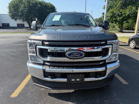 Used 2020 Ford F250 XL w/ STX Appearance Package AWD/4WD image 2