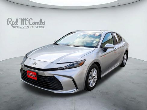 Certified 2025 Toyota Camry LE w/ Convenience Package FWD image 1