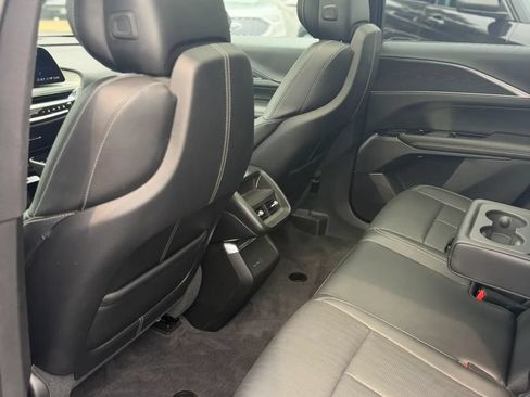 Used 2024 Cadillac Lyriq Luxury AWD/4WD image 21