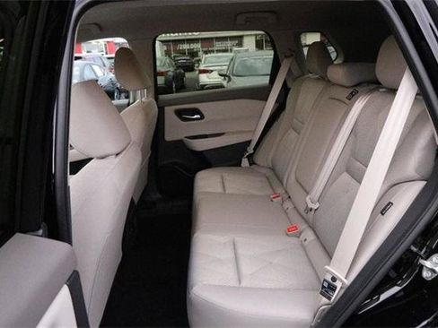 Certified 2024 Nissan Rogue SV image 37