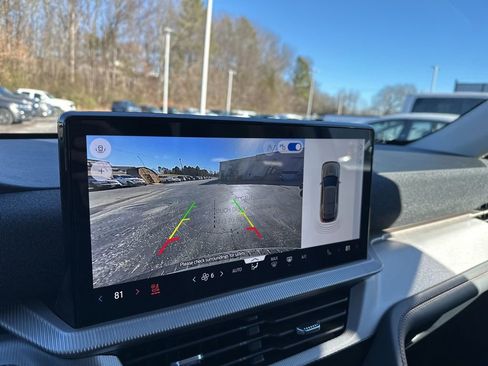 New 2026 Ford Explorer Active w/ Active Comfort Package image 24